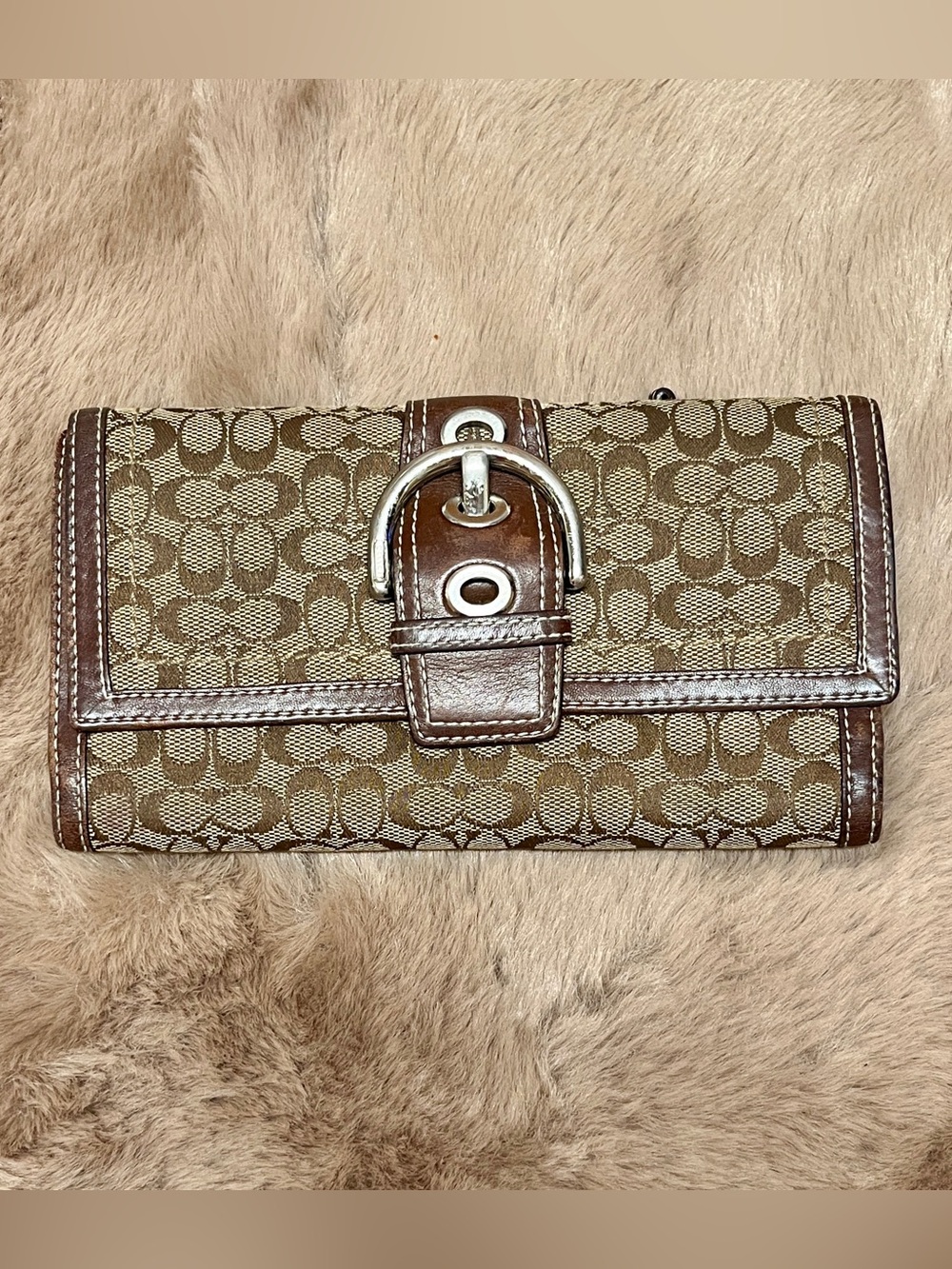 Vintage Coach SoHo Signature Wallet with Silver Buckle